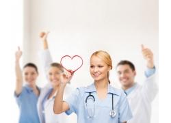 打耳洞長疤痕疙瘩特別疼能治好嗎?